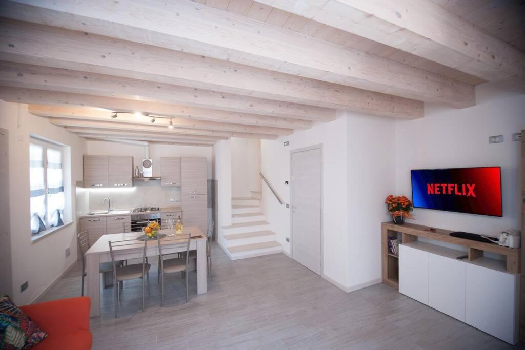 Casa Gemma - Big Family House With Free Parking Lejlighed San Giovanni Lupatoto Eksteriør billede