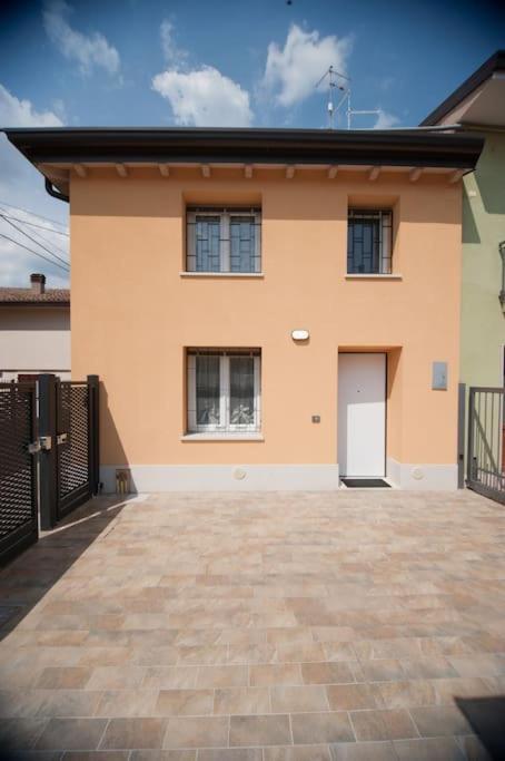 Casa Gemma - Big Family House With Free Parking Lejlighed San Giovanni Lupatoto Eksteriør billede